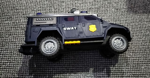 𝘾𝙊𝘾𝙃𝙀 𝙋𝙊𝙇𝙄𝘾𝙄𝘼 𝘾𝘼𝙎𝙄 𝙉𝙐𝙀𝙑𝙊 15€