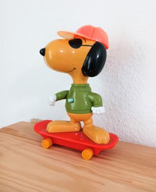 JUGUETE MUÑECO SNOOPY