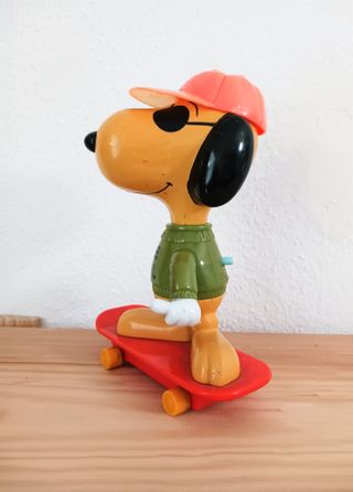 JUGUETE MUÑECO SNOOPY
