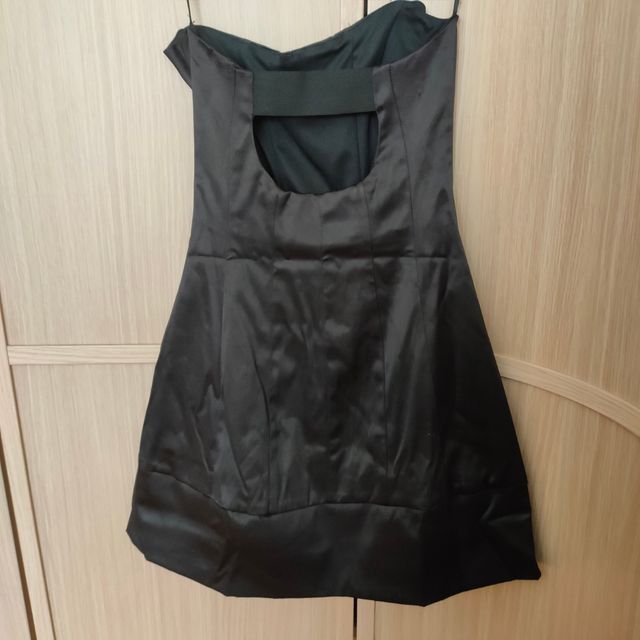 Vestido negro de fiesta