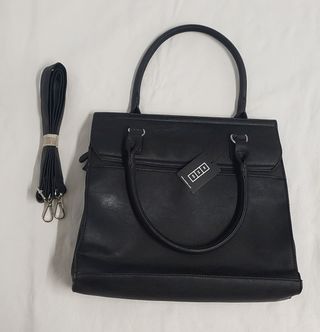 LOTE DE BOLSO Y MOCHILA MISAKO