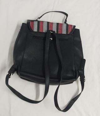 LOTE DE BOLSO Y MOCHILA MISAKO