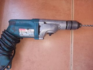 TALADRO MAKITA HP2051