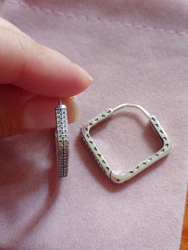 Pendientes aro cuadrado circonitas de plata de ley