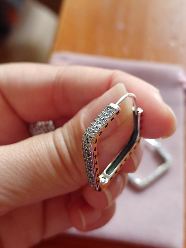 Pendientes aro cuadrado circonitas de plata de ley