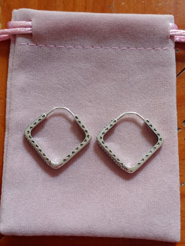 Pendientes aro cuadrado circonitas de plata de ley