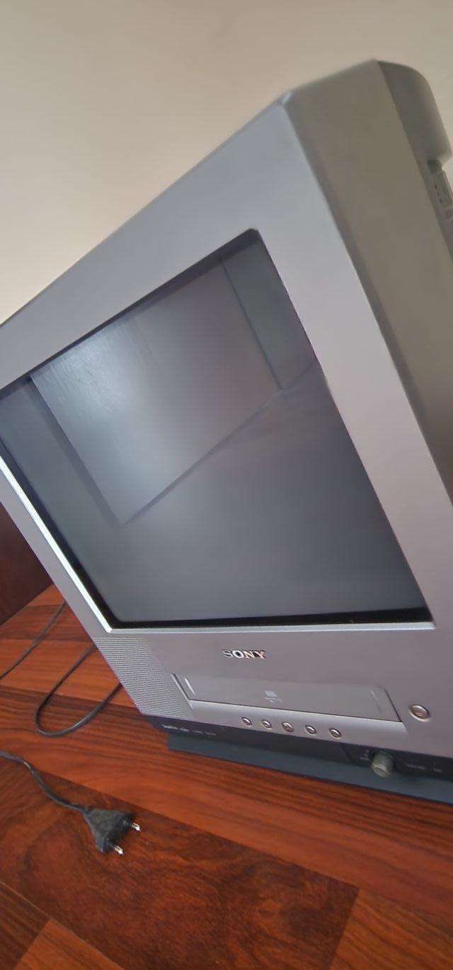 Sony kv14fve1 14 pulgadas combi vhs