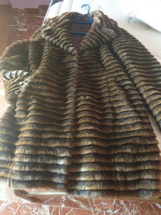 chaquetón piel sintetica nuevo
