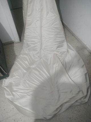 traje de novia lo rebajo a 100 euros 