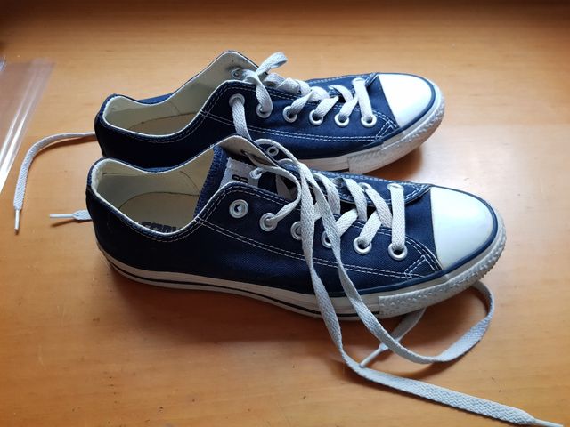 Zapatillas Converse.