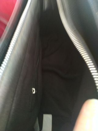 Bolso negro de Zara 