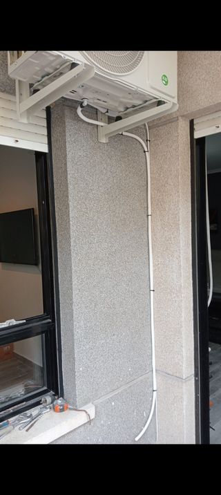 INSTALADOR AIRE ACONDICIONADO Y FONTANERÍA