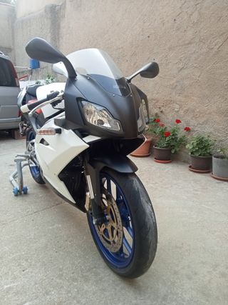 Aprilia rs 125 limitada carnet B !