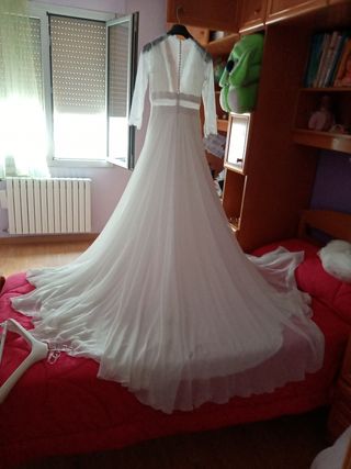 Vestido de novia de pronovias del 2023.