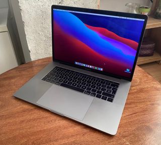 MacBook Pro 15 Touch ID  