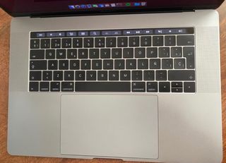 MacBook Pro 15 Touch ID  