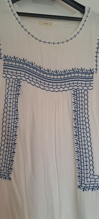 Vestido blanco de verano tipo ibicenco