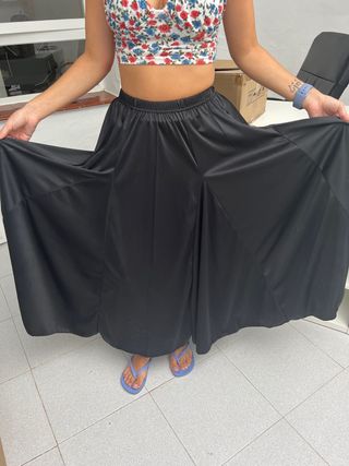 Falda negra de baile 