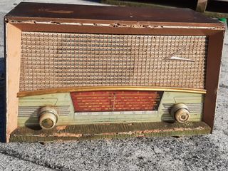 RADIOS  AÑOS 60 (2RADIOS)