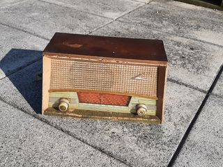 RADIOS  AÑOS 60 (2RADIOS)