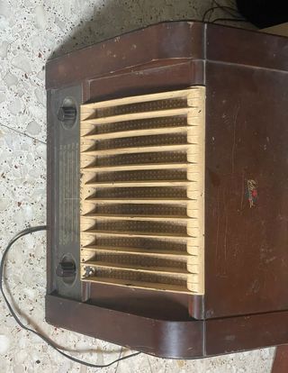 RADIOS  AÑOS 60 (2RADIOS)