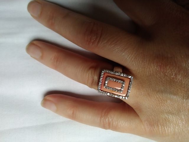 Sortija plata y esmalte