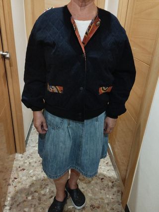 cazadora con su compra viene un regalo 