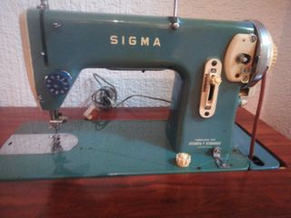 Máquina de coser antigua