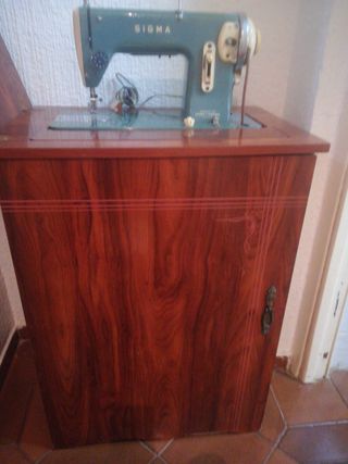 Máquina de coser antigua