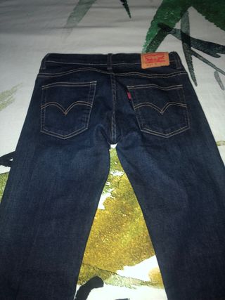 Pantalón levis 