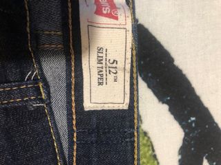 Pantalón levis 