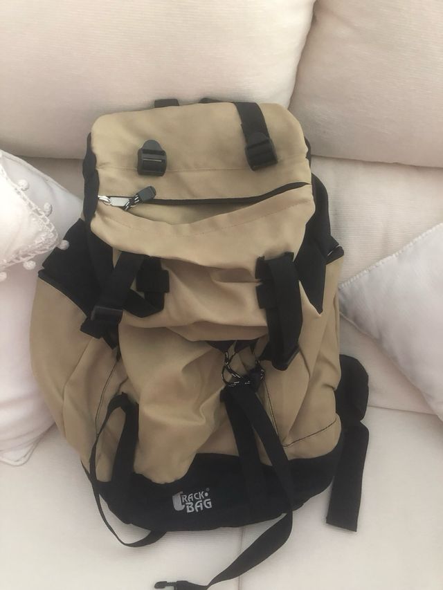 Mochila sin estrenar con mucha capacidad viajar