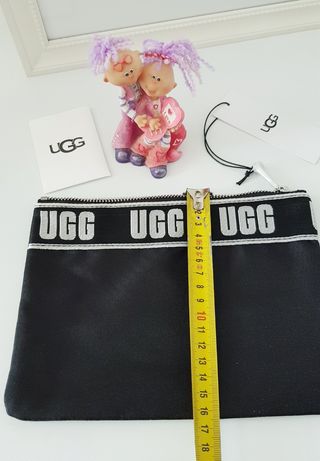 NECESER UGG