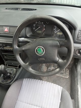 Skoda octavia 2.0 gasolina motor AQY