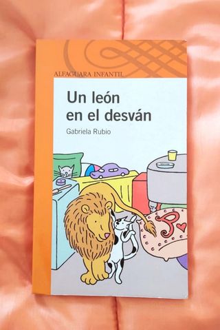 Un león en el desván Gabriela Rubio