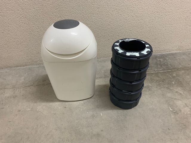 Papelera de pañales Sangenic