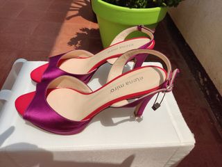 Zapatos de tacón Elena Miró. Talla 40