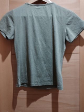 Camisa de fantasía. Con su compra viene un regalo