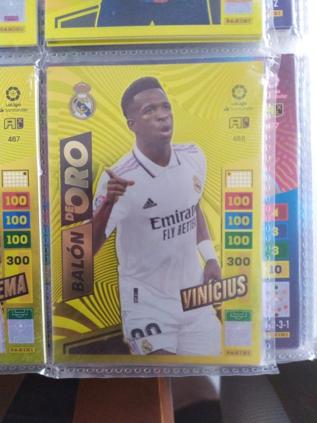 Adrenalyn 22 23. Vinicius Balon de oro