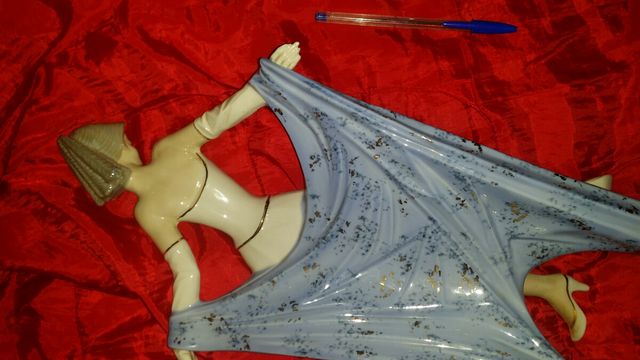 Figura mujer de suerte