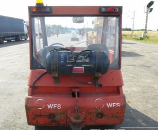 Tractor arastre TOYOTA