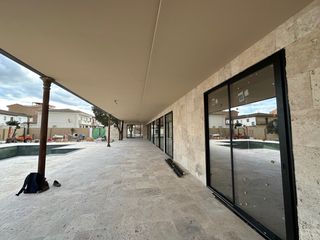 Pintado y alisado de paredes contamos con maquina