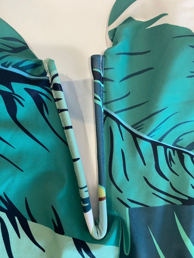 Precioso bañador escote talla L-XL