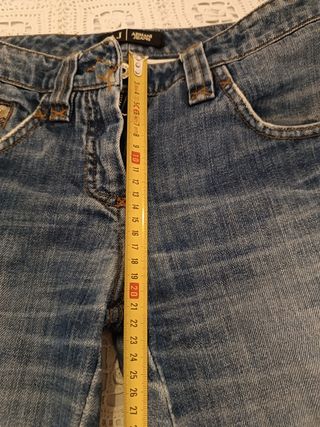 Pantalón vaquero Armani jeans recto hip hop