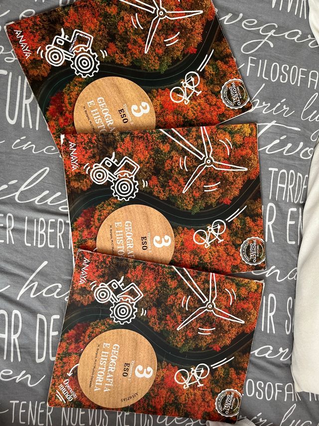 Libros de texto de geografía e historia 3ºESO