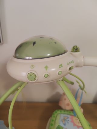 Lámpara con música para dormir al bebé