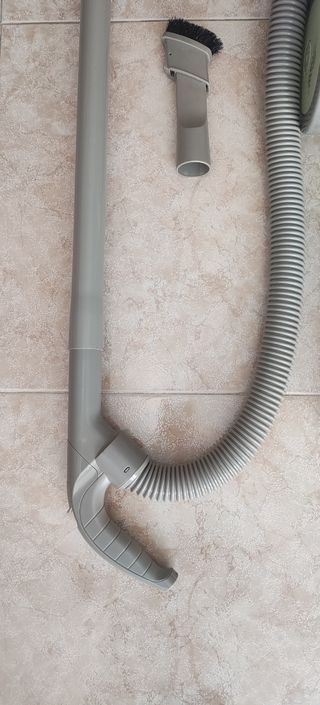 VENTA ASPIRADORA COMPACTA "EUROPA STYLE"