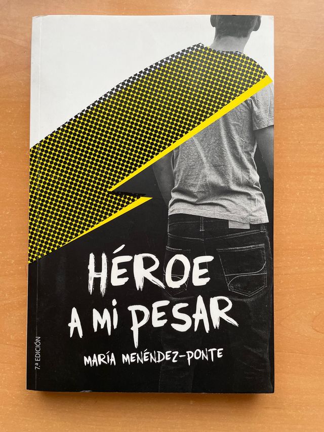 LIBRO HÉROE A MI PESAR