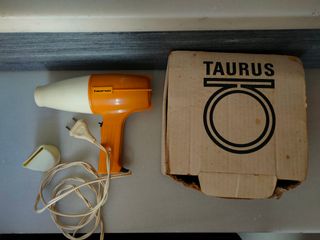 Secador Taurus antiguo