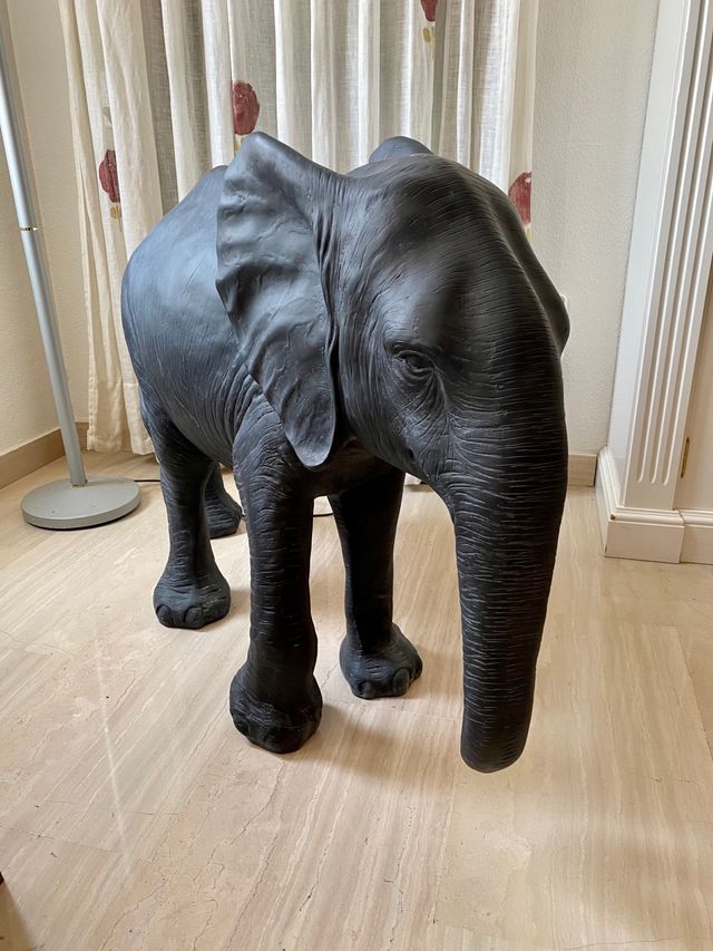 Elefante decorativo para jardín exterior